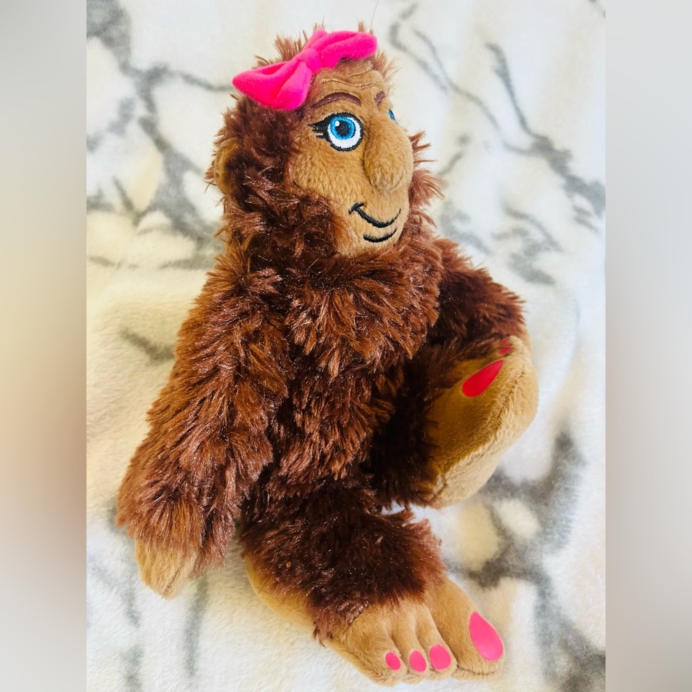“Miss Bigfoot Shesquatch” Sasquatch 12” Plush Toy - EUC - Picture 3 of 8